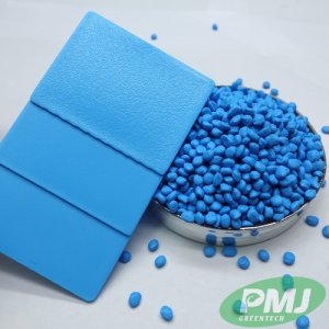 Hat nhua mau xanh duong PM 7005 2